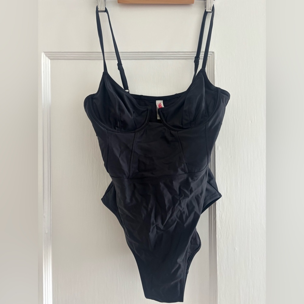 Veronica swimsuit